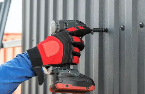 Travaux de zinguerie - Courcebœufs